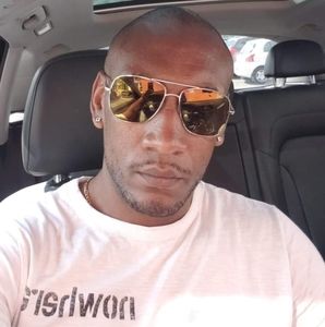 Meet your Posher, Joel